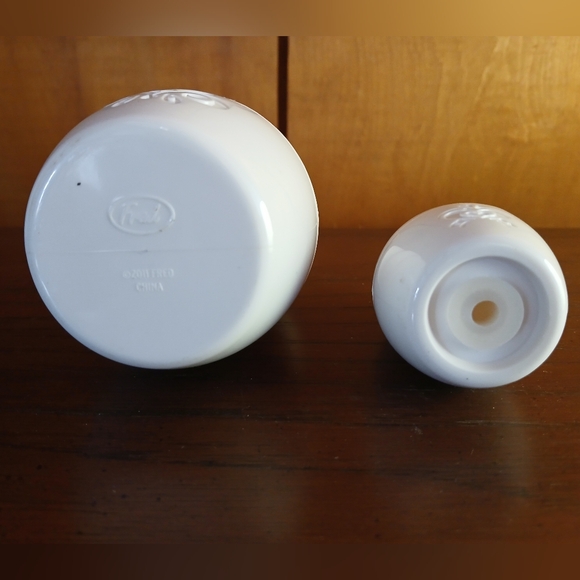 Matryoshka Russian Nesting Dolls Salt & Pepper Shakers NEW - Picture 10 of 12